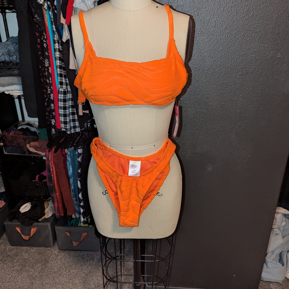 Bikini Bundle - Picture 2 of 14